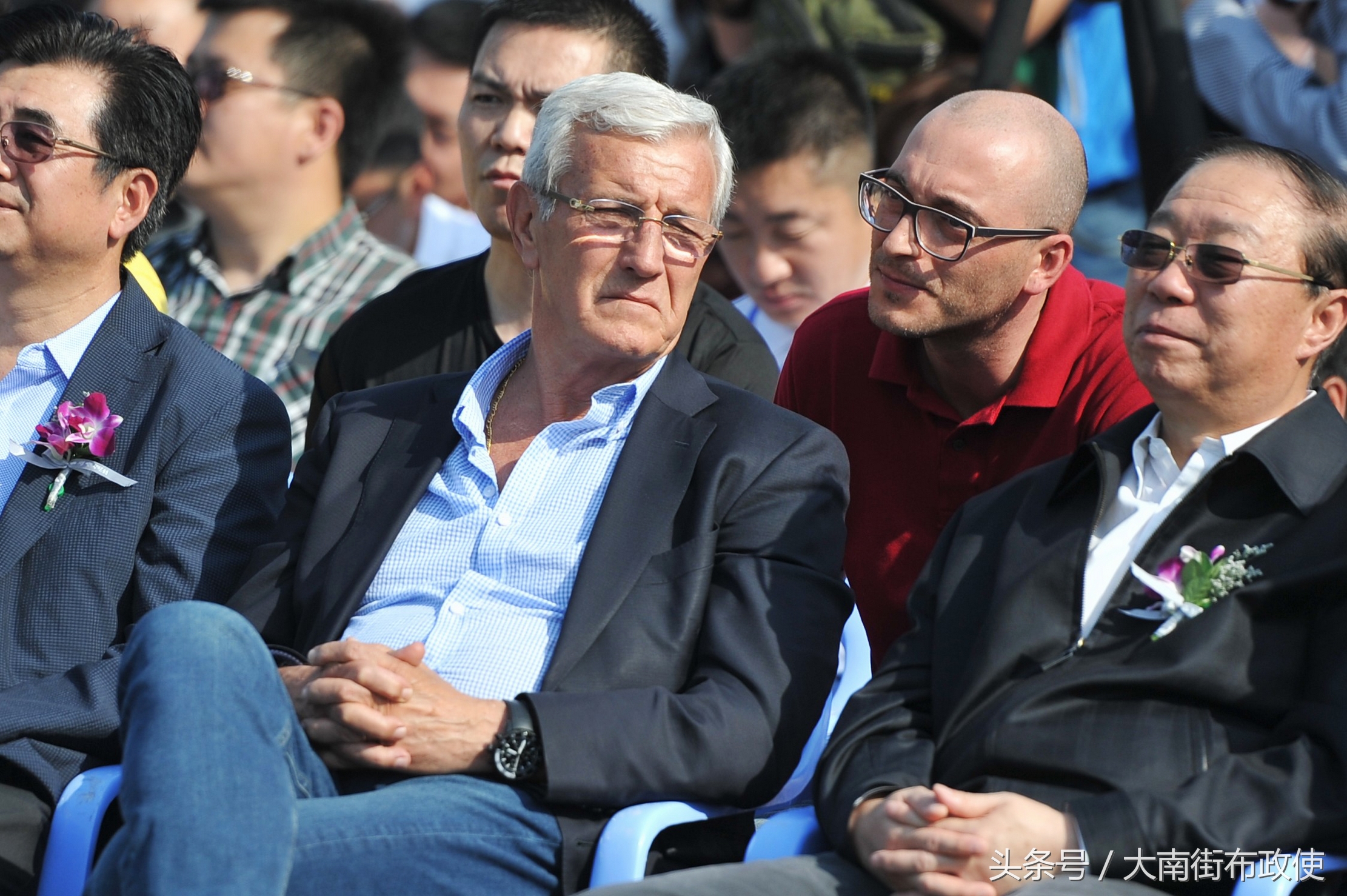 李铁生日视频完全版,李铁生日的视频