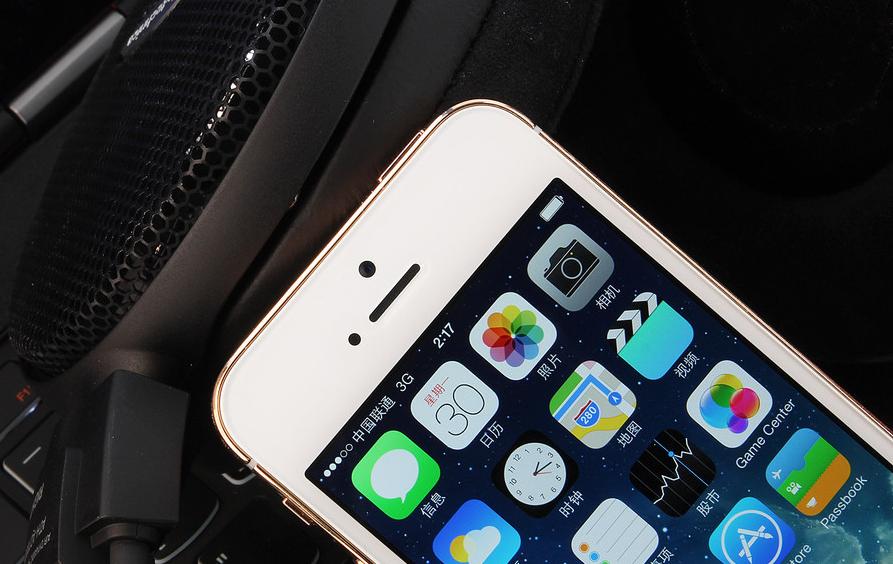 澳门版iphone二手,曾经售价1w的手机