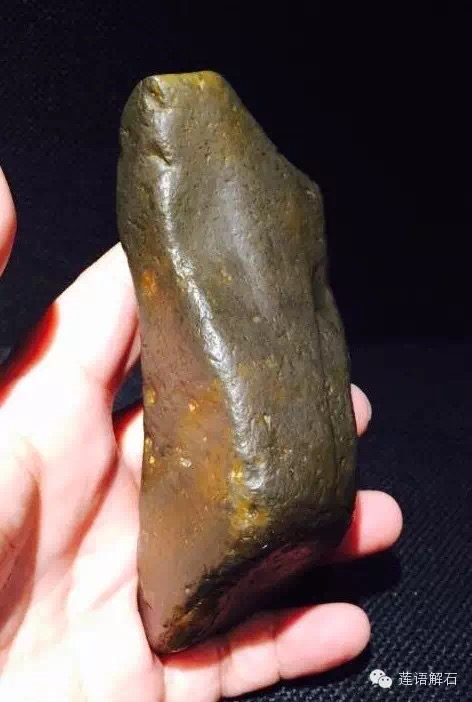 昌化田黄石与寿山田黄石哪个更好,寿山田黄石和昌化田黄石哪一种贵