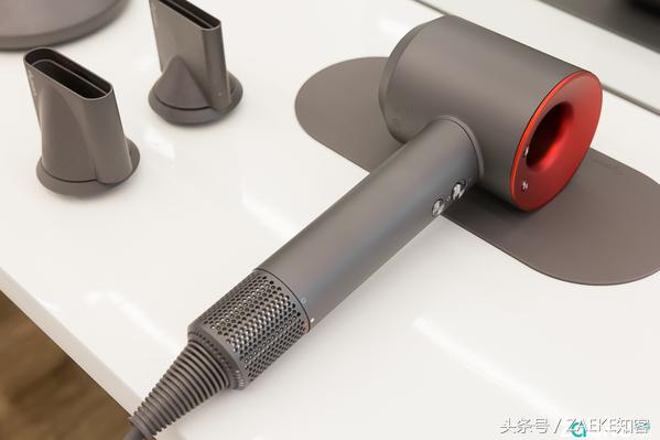 三千买戴森吹风机,三千元钱吹风机