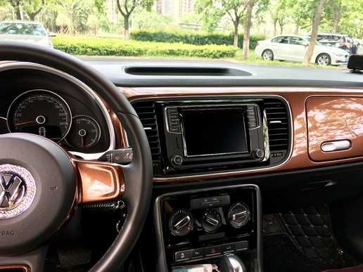 14年大众甲壳虫白色驾驶感受,新到17年大众甲壳虫