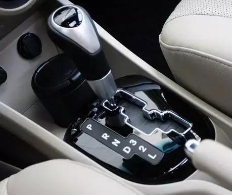 马自达6轿跑怎么改,马自达6自动改手动