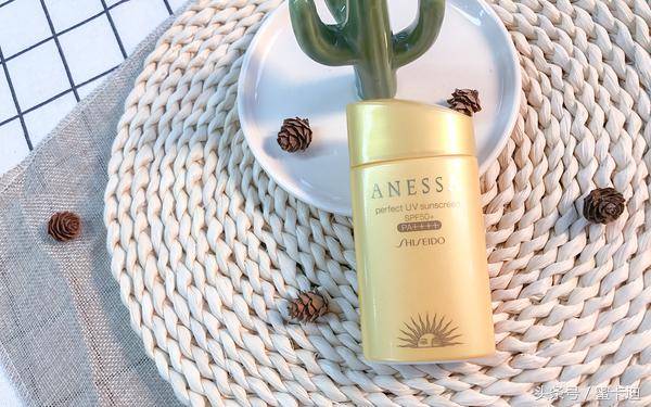 夏日将临，让我们给32款防晒品做一个评测哦！（下篇）