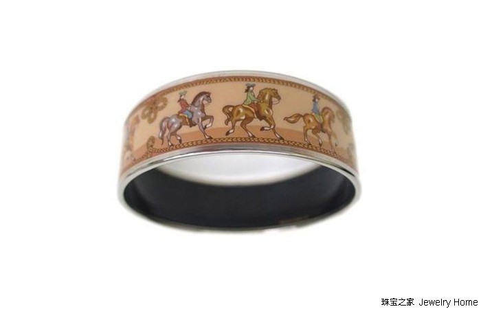 卖马具起家、和王妃攀亲戚，原来你是这样的爱马仕！