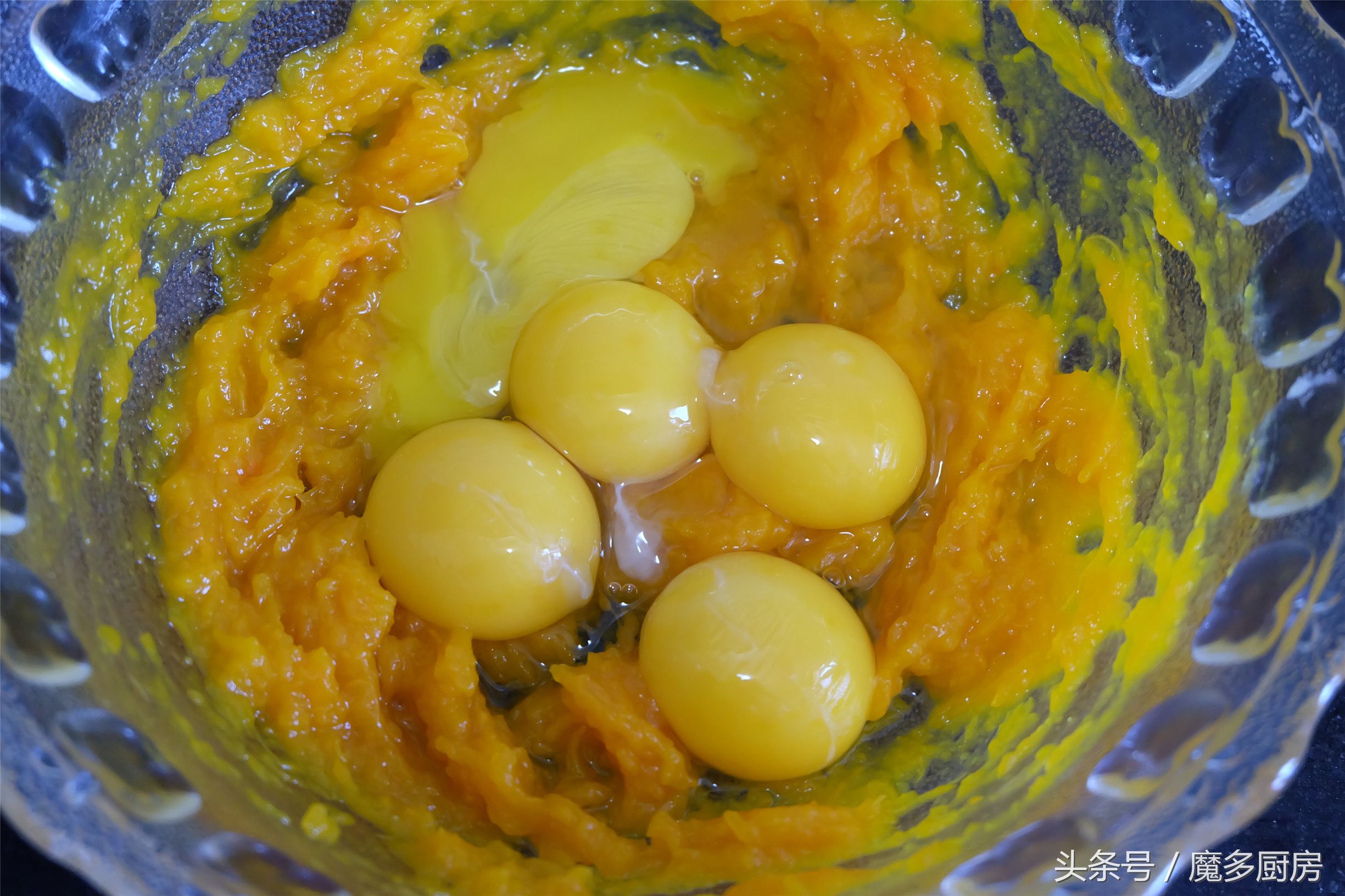 女儿爱吃的蛋糕，不用油不用奶，低糖更健康，营养美味妈妈制作