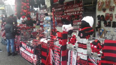 圣西罗红黑,红黑圣西罗