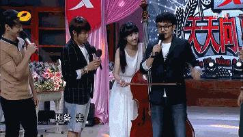 没其他想说的，今天周末，大家耍开心就好!