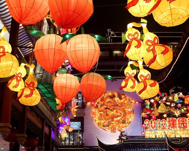 手工纸杯制作花灯幼儿园废物利用,正月十五制作花灯方案