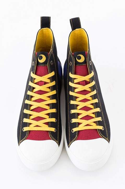 *杀暗**教室《杀老师帆布鞋》穿上它会是什么感觉呢？