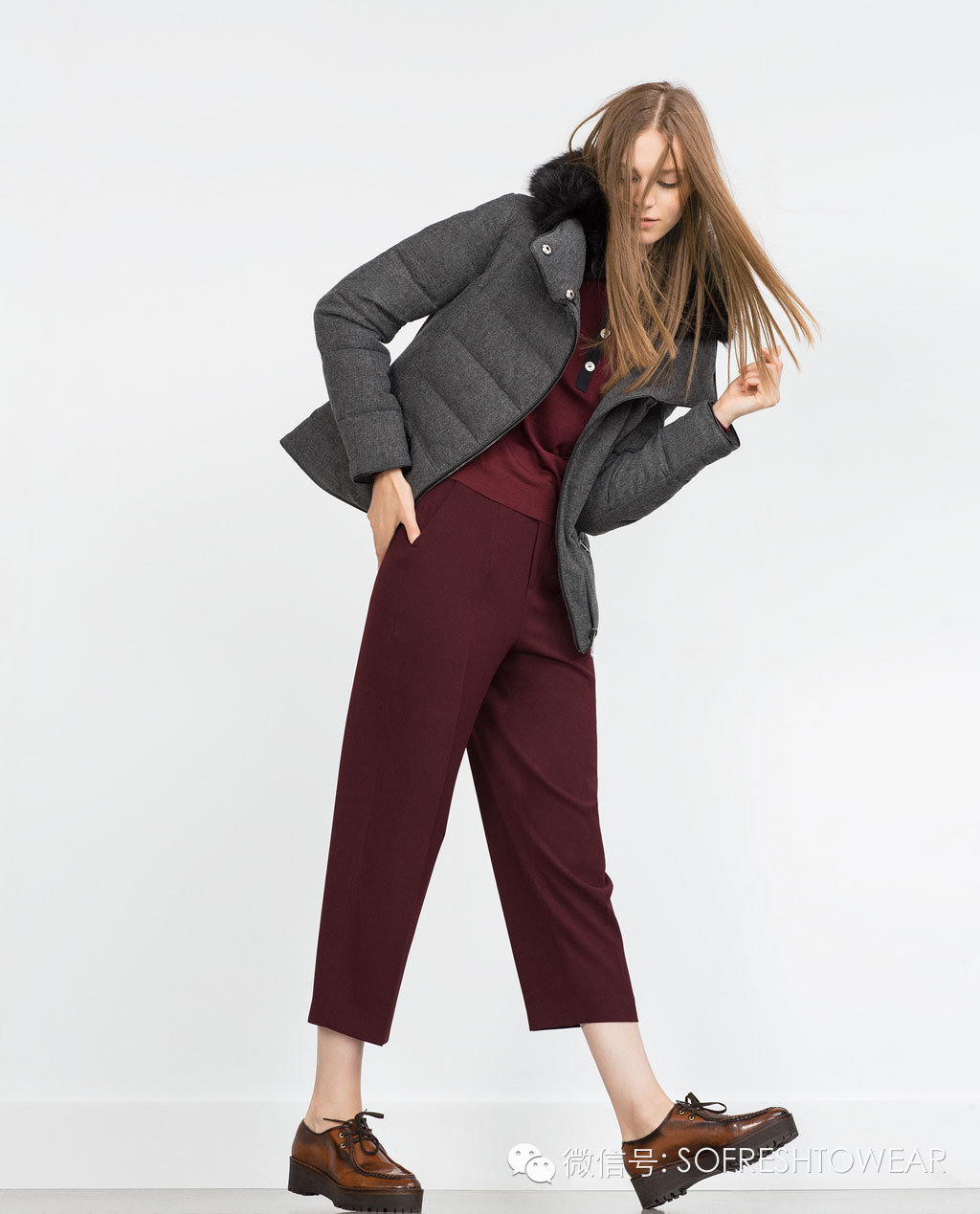 爆款羽绒服谁穿都好看,冬天穿什么颜色的羽绒服最好看