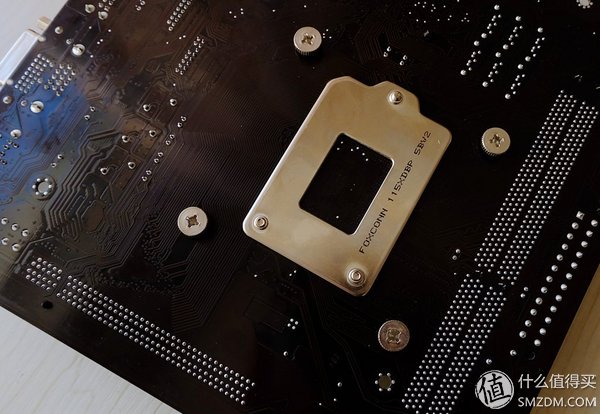 【良心定价的网吧利器，槽点需改进】惠科HKCX320曲面一体机拆机、升级配件及评测