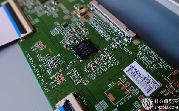 【良心定价的网吧利器，槽点需改进】惠科HKCX320曲面一体机拆机、升级配件及评测