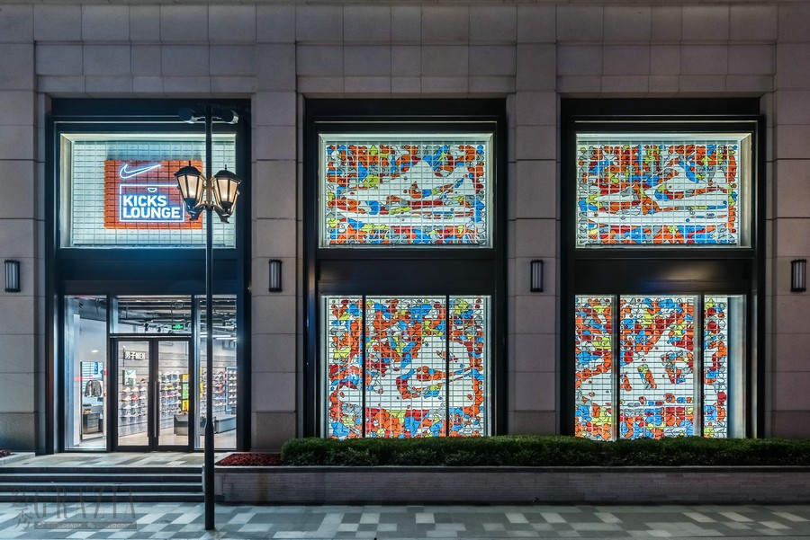 静安大融城耐克,耐克上海静安大宁国际店