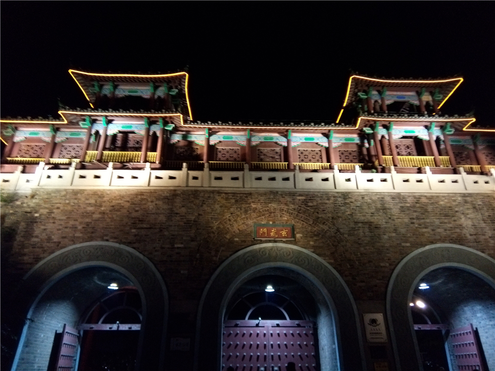 不一样的视角让你享受感官盛宴-ivviK5裸眼3D手机体验