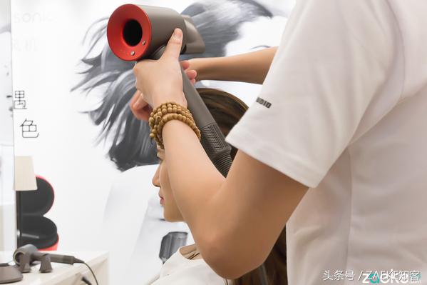 三千买戴森吹风机,三千元钱吹风机