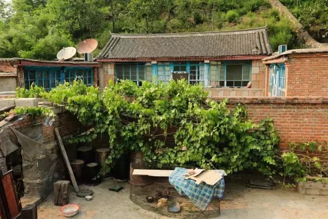 保定易县紫荆关镇坡下村,第一雄关嘉峪关景区