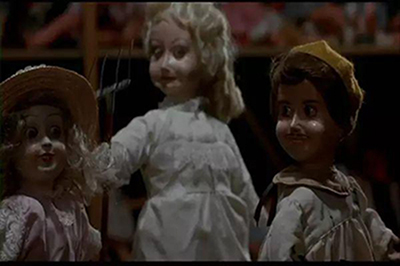 恐怖片中独特的风景线，那些惹不起的玩偶