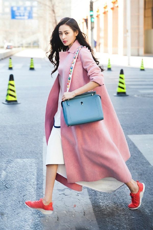 原来Fendi才是曲筱绡和安迪的最爱！