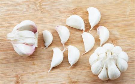 激光祛老年斑结痂13天不掉正常吗,老年斑用激光祛斑最有效方法