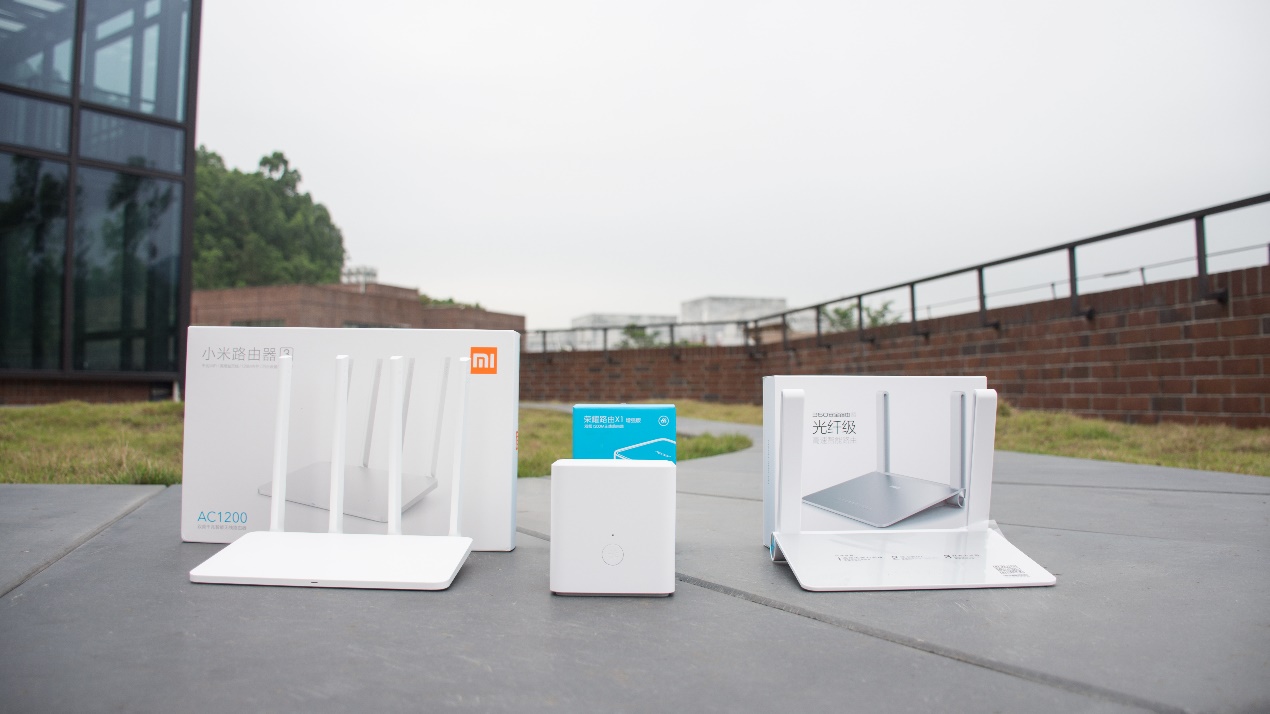 荣耀路由2s对比小米路由4a千兆版,小米路由器3g对比荣耀路由x20