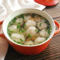 鲜嫩鱼丸汤的做法大全,爽滑手打鱼丸的做法