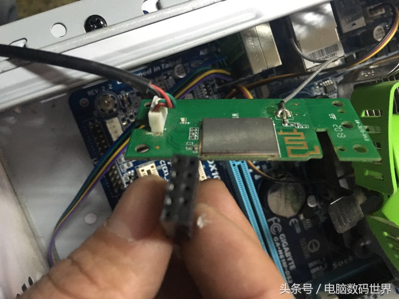 加装无线网卡后怎么连接,扩展机加装无线网卡