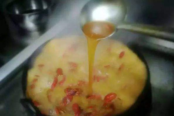 厦门深夜美食小龙虾,厦门和朋友吃小龙虾