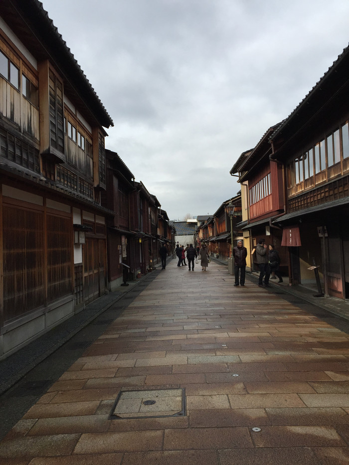 日本的冬天依旧色彩绚烂,冬季日本的冰雪日照