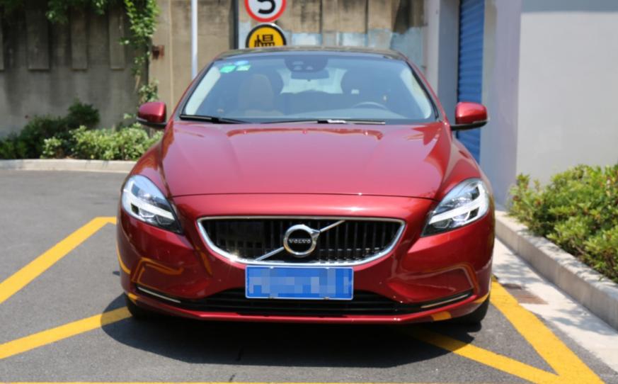 沃尔沃v40试驾视频胖哥,试驾沃尔沃v40对比高尔夫