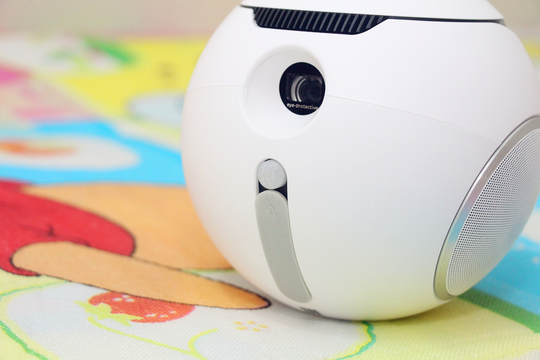 视、听、触全面结合，一个孩子们全新寓教于乐的新平台