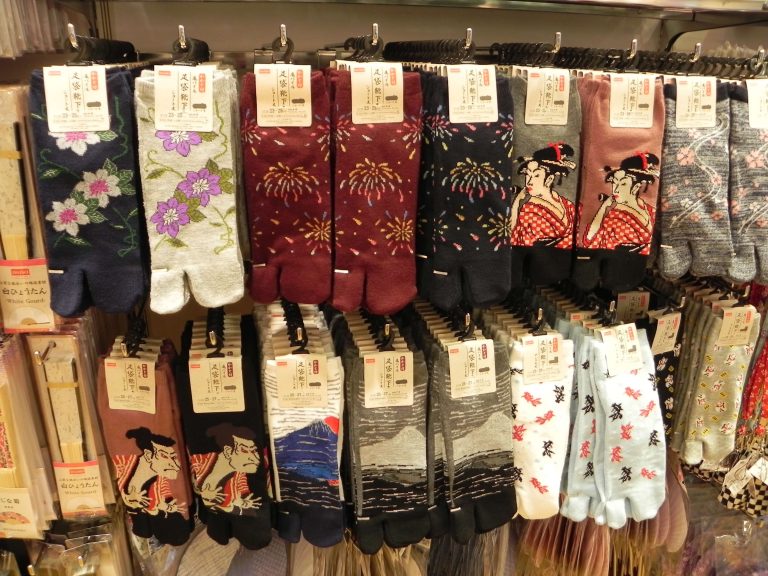 东京自由女子咒术师天团大冒险,日本自由行涩谷