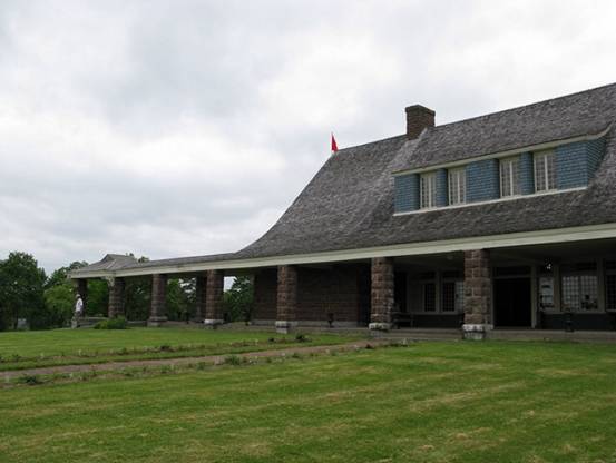 全球最大海潮在哪里,世界上最大的海潮