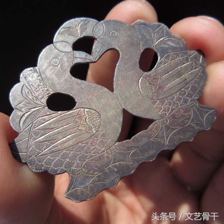 文明礼仪守时守节——中国银饰鸭子