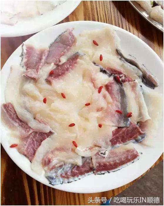 高配的自家农场农庄开始大放价，38蚊/打湛江生蚝！1蚊炸云吞