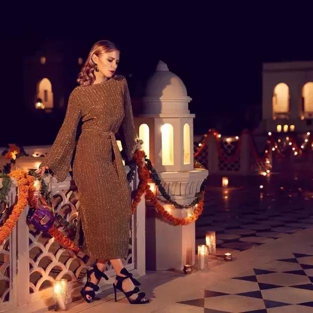 夏季优雅蝴蝶结,在秋冬有一个百搭超方便的蝴蝶结