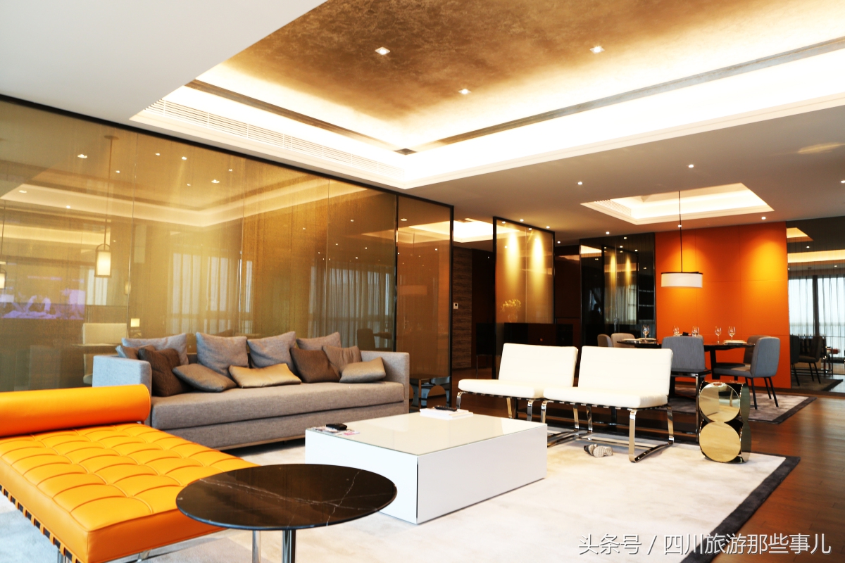 和领事、CEO做邻居，揭秘这家成都最贵的服务式公寓