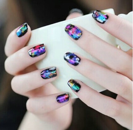 2021年夏季最流行的法式美甲,手黑合适什么颜色美甲纯色夏季