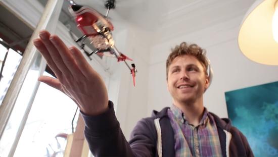 读心术、刷脑纹关于脑电波的这些电影情节竟然是真的！