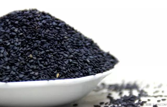 听说你也试过生姜擦头皮？哪些生发“偏方”可信？