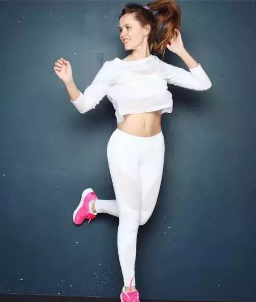 200斤的Tanya减肥告捷很快乐，郑欣宜放弃减肥也很快乐