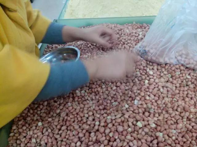 “过捧，莫cào哈！cào烂了不好卖”重庆人秒懂！