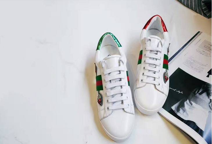 杨幂最新款潮鞋,杨幂最新ugg