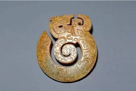 玉雕龙的演变历程,龙行天下指什么生肖