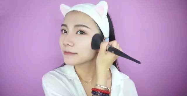 混迹职场江湖，哪能不妆一妆