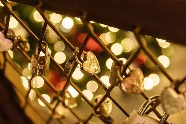 学生党香港逛吃攻略,香港圣诞打折攻略