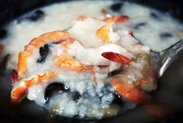 吃饭这么私人的事,吃饭是很私人的事