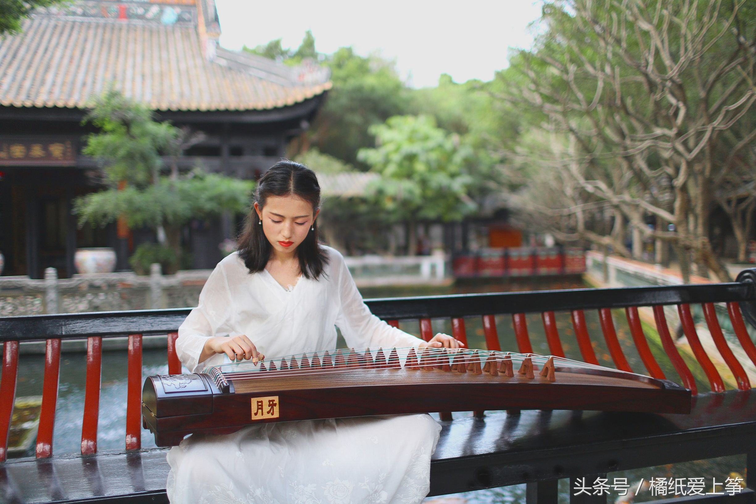 敦煌高档古筝型号怎么选视频,敦煌古筝双鹤朝阳有几种型号