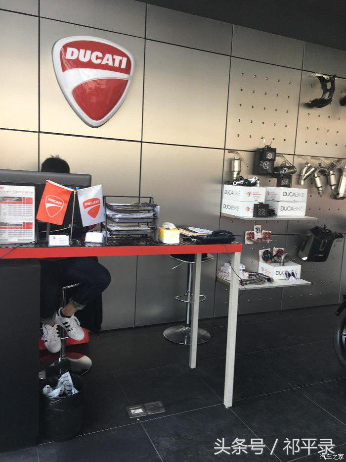 玩家讲述｜杜卡迪899-VESPA冲刺提车上牌哈雷突破者后续