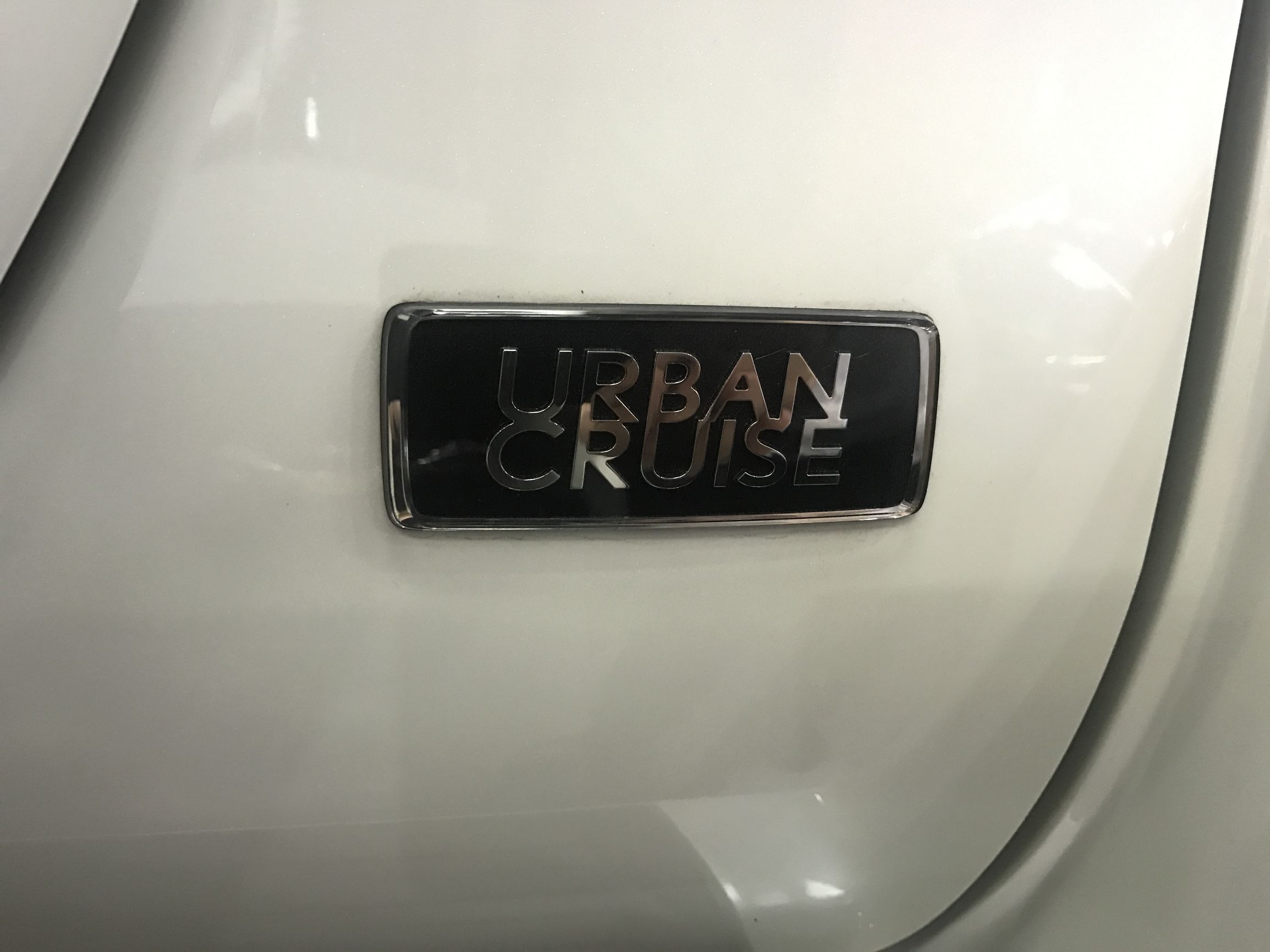 18年顶配限量版酷路泽熏黑大灯,19款丰田霸道顶配限量版