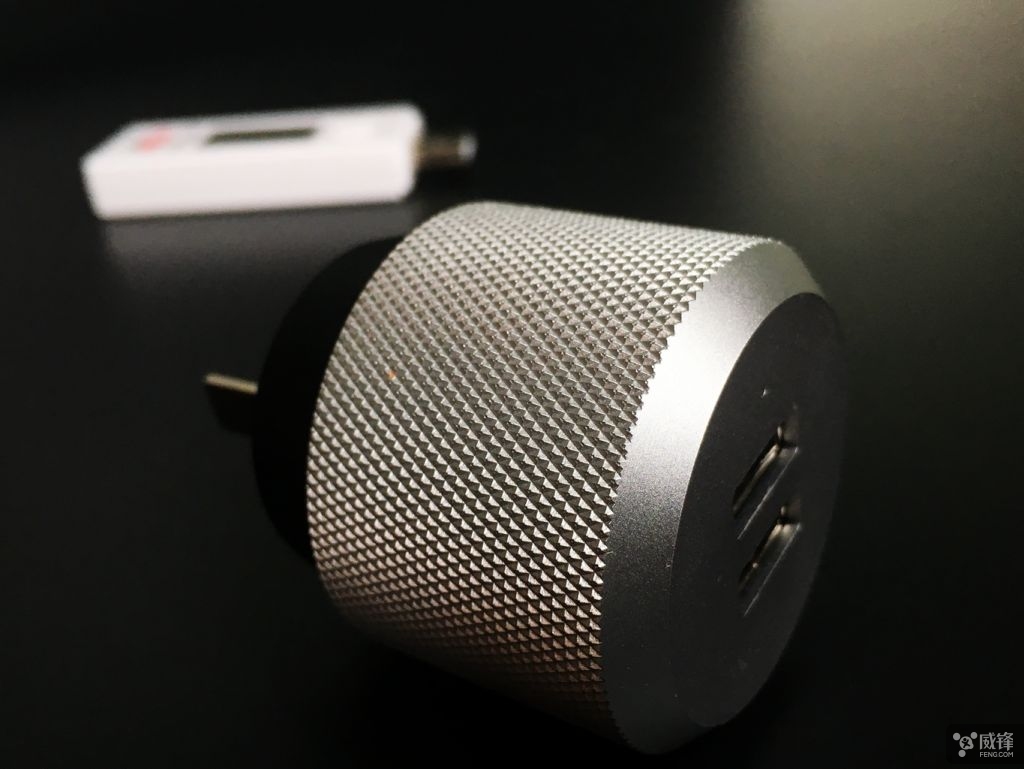 果粉必备充电头,懂手机帝苹果原装充电器